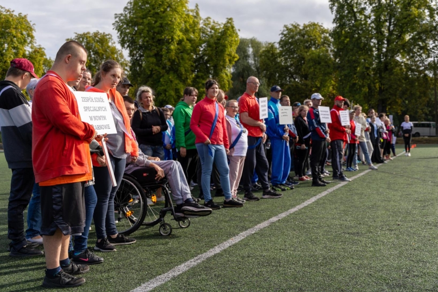 8.Drużyny sportowe z wszystkich placówek biorących udział w spartakiadzie