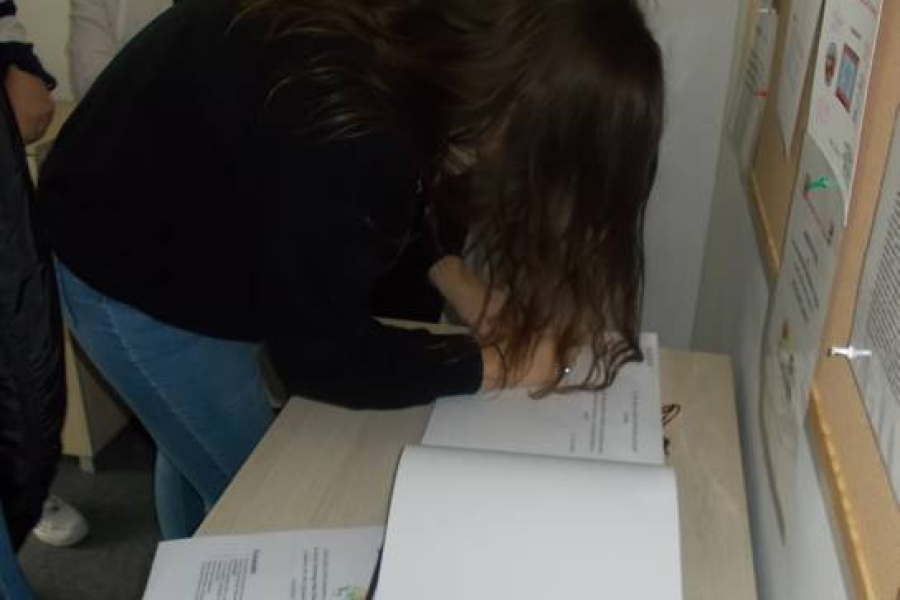 Goście wpisujący się do kroniki ŚDS